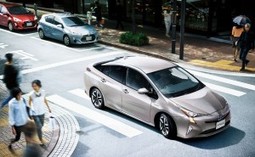 Japan: Toyota releases new Prius with V2X technology